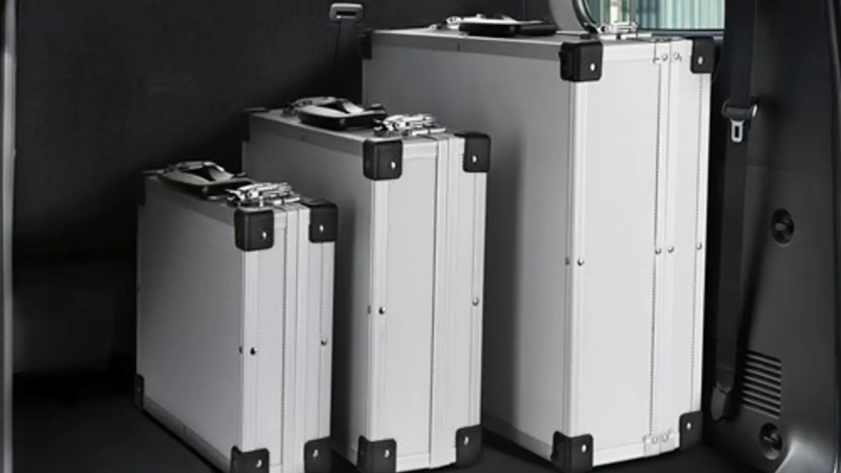 Hyundai Us4 Staria Premium Int Long Sliding Seats