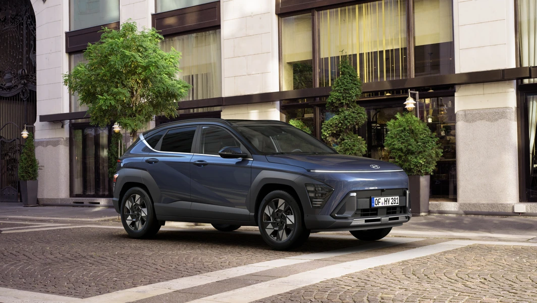 Hyundai KONA Header