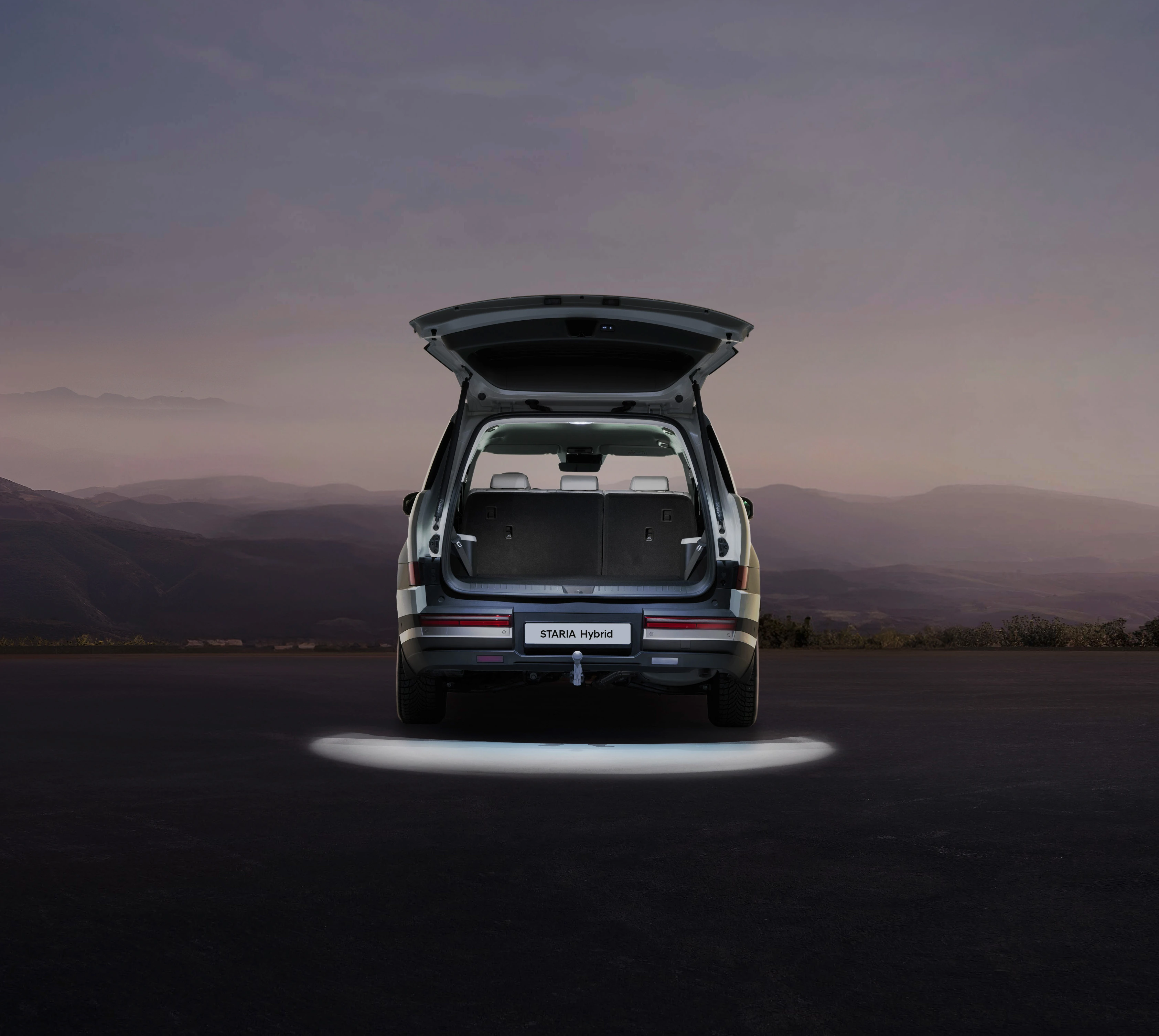 STARIA Heckklappenbeleuchtung