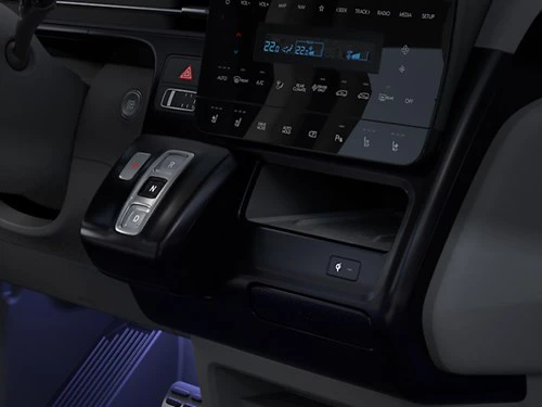 Hyundai Staria 2024 Pi Us4 Int Wireless Charging