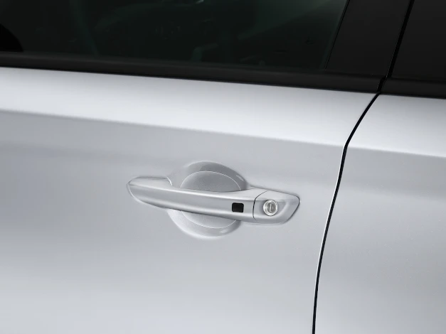 STARIA Griffschutzfolien